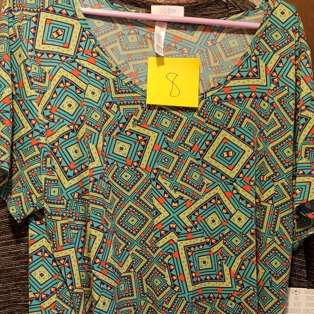 Lularoe 3x perfect t